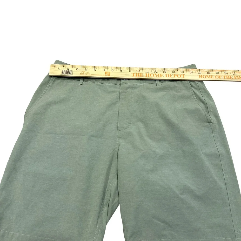 Faherty All Day Shorts Men's 33 Sage Green Casual Flat Front Lightweight